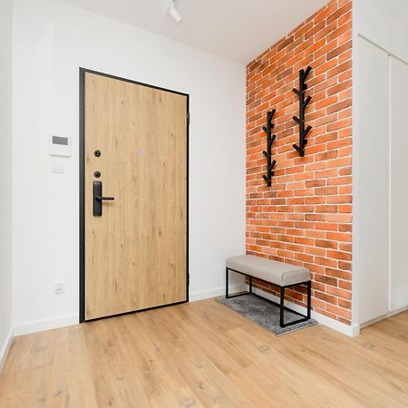 Komfortowy Apartament Dla 4 Osob Z Parkingiem By Noclegi Renters 바르샤바 외부 사진